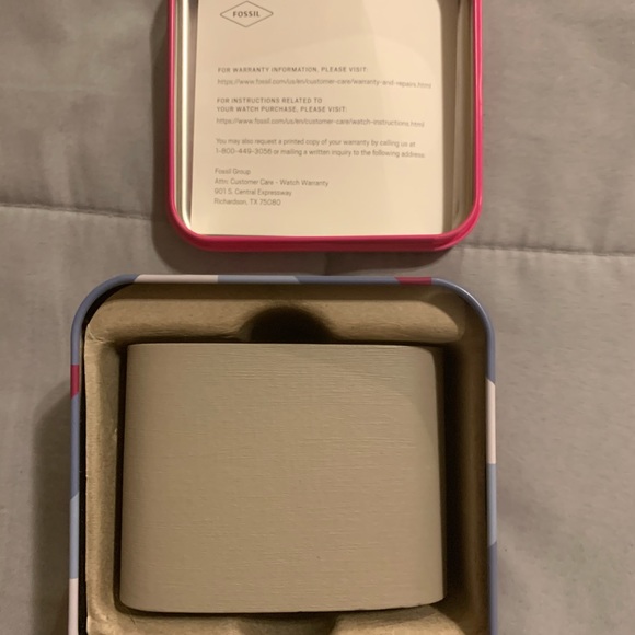 Fossil women’s watch in gold color - Picture 9 of 9